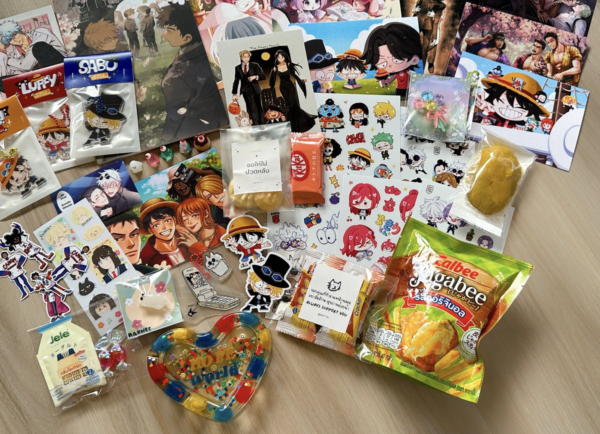 ขอบคุณทุกคนมากๆสำหรับ #CA8 ที่ผ่านนะคะ ขอบคุณที่แวะมาพูดคุย อุดหนุน ให้ขนมกันสิ่งนี้ต่อชีวิตเรามากค่ะ55555 ดีใจมากกกกที่ได้เจอทุกคน🤍ไม่คิดว่าบูธจะมีจุดที่ได้ใช้ป้ายหางแถวด้วยㅠㅠ แมวกวักคุณอ้อน <a href="/shishileo__/">shishige 🐈‍⬛⋆˚✿˖° (waitlist open)</a> ทำหน้าที่ดีสุดๆ หากมีข้อผิดพลาดประการใดก็ขออภัยด้วยนะคะ✨
#ComicAvenue8