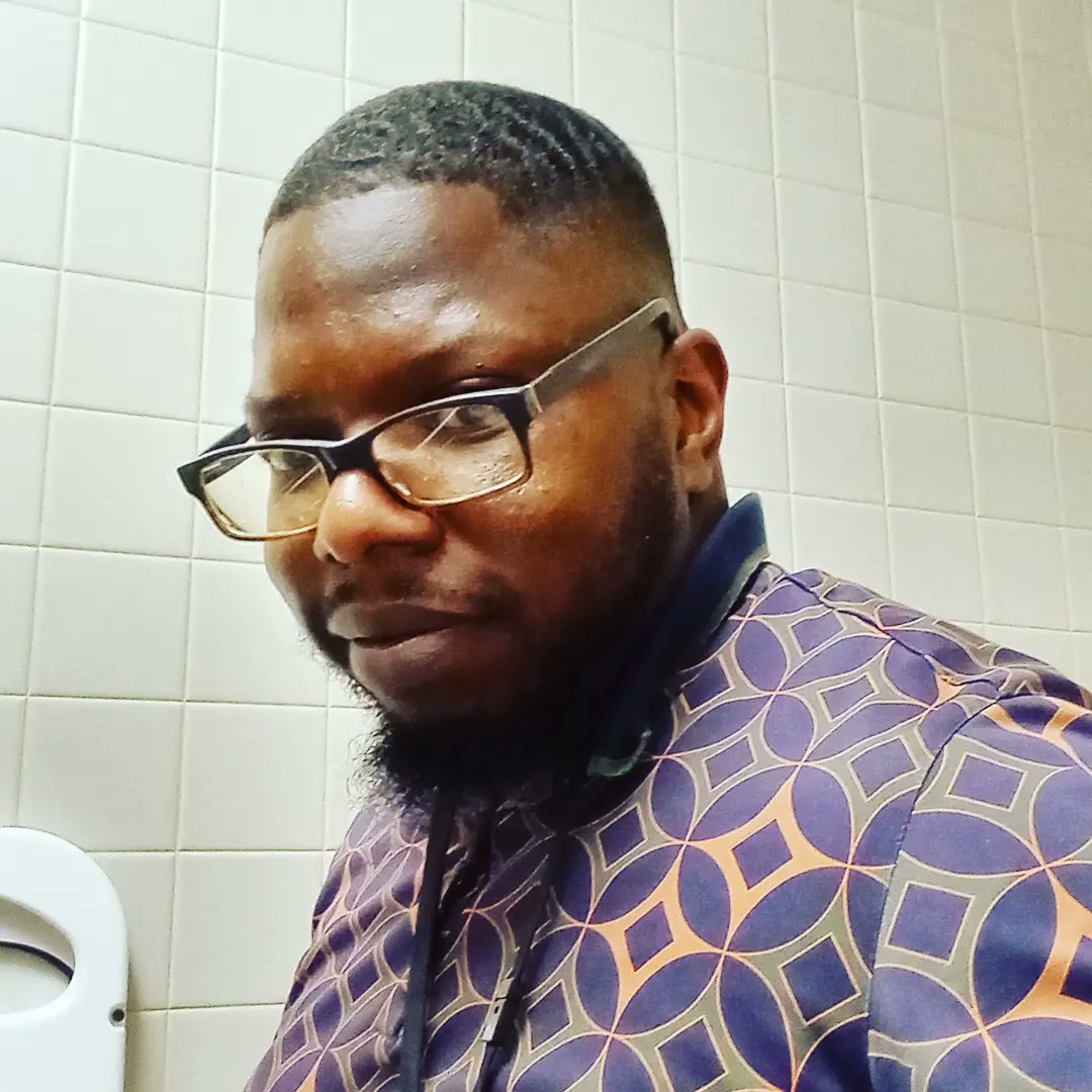 ChocolateManE3's tweet photo. It's my birthday..... 
$DunbarE3 https://t.co/G5FQSEMjWE