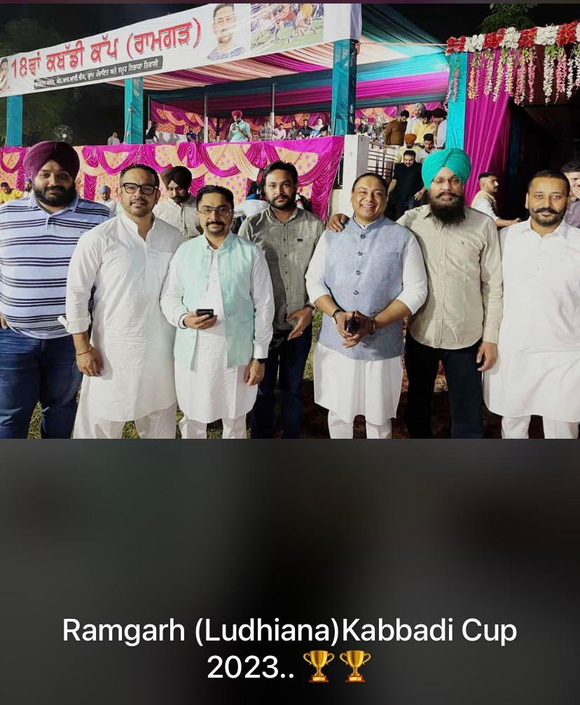 Gagande49906221's tweet photo. Punjab di lok khel #kabaadi https://t.co/zXXipwNImD