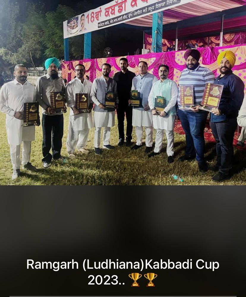 Gagande49906221's tweet photo. Punjab di lok khel #kabaadi https://t.co/zXXipwNImD