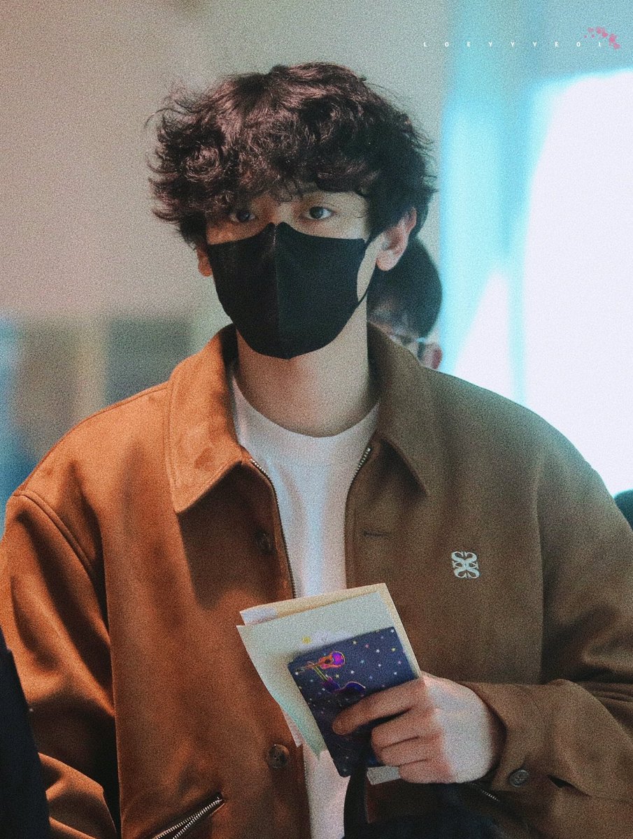 parknichan7's tweet photo. chanbaek today ♡ https://t.co/zIHfInSMBF