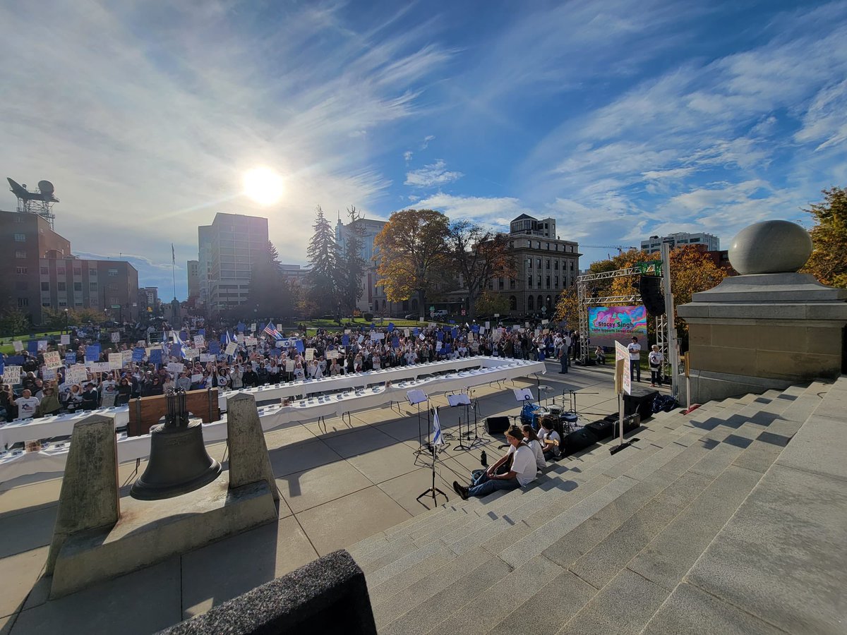 Dan J. Berger tweet media