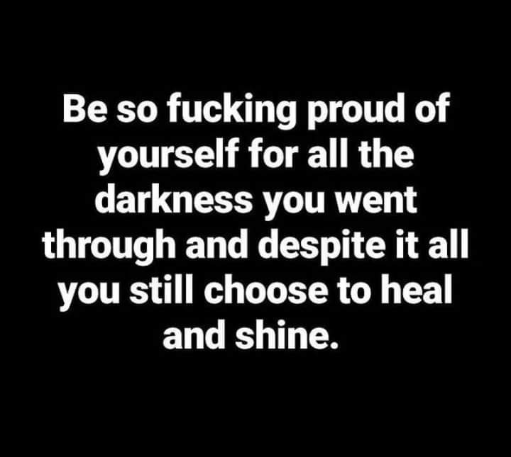 Goodmorning💜
We start the week with being proud 💜
Look back, see all the shittyness you went trough. The selfwork you did, despite the world who whas set on fire. The growth. The fallbacks.. And yet here you are. Being the King of your castle. Being proud is the least💜🙏