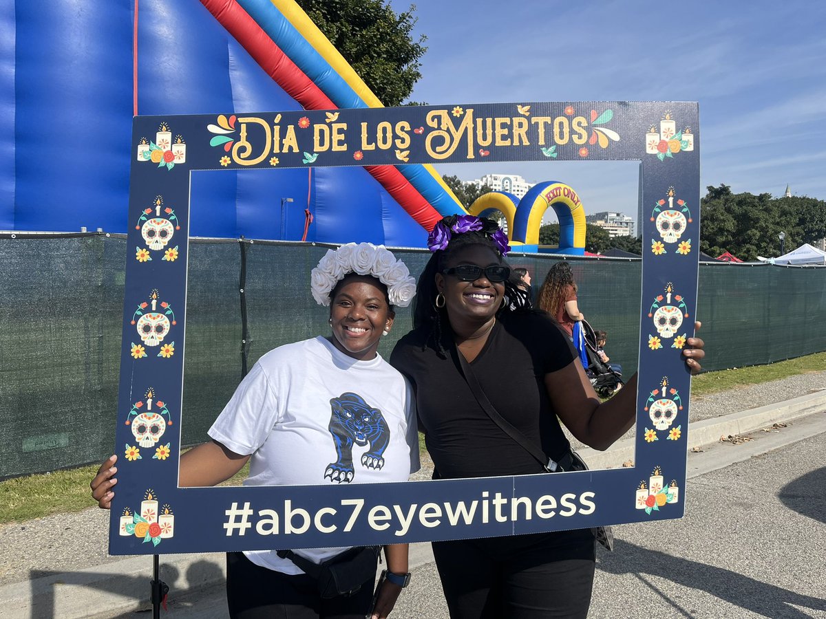CounselorHamlet's tweet photo. J-Town Spirit had an amazing time at the Grand Parade Día de Muertos on Saturday in DTLA! Thank you to @LongBeachCity & @ABC7 for the feature! Special thanks to @molinahealth’s Helping Hands for holding our banner too! #JTownSpirit #LBJordan https://t.co/I34n5FS6L5
