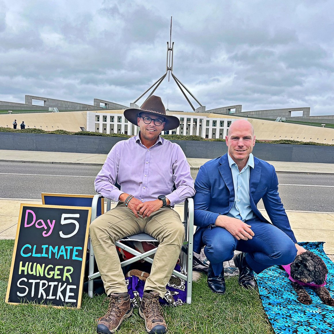 I'm not sure what is more disturbing. A narcissist nutjob thinking that going without soy beans and lentils will change the earth's climate or watching a dim-witted politician awkwardly posing for social media likes. #ClimateHungerStrike #auspol