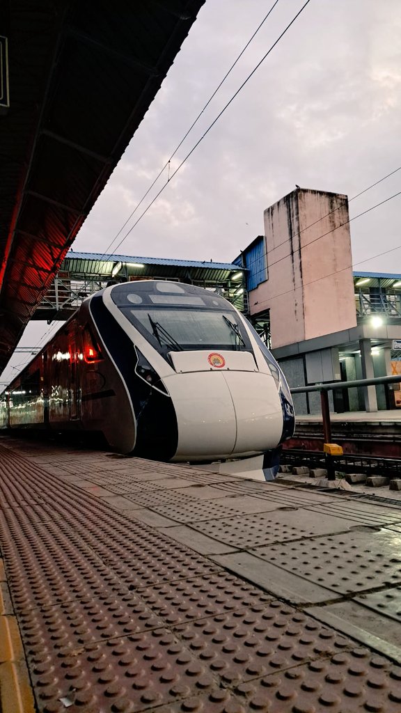 DRM Solapur tweet media