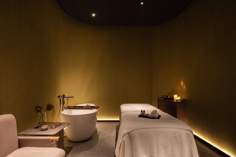 I pernah tanya widwife, boleh ke nak pergi massage masa pregnant?

Dia cakap boleh tp ada 3 tempat yang tak digalakkan untuk urut.

And kalau boleh massage lepas dah pass trimester pertama.

Ni 2 tempat tak digalakkan urut untuk preggy mum: