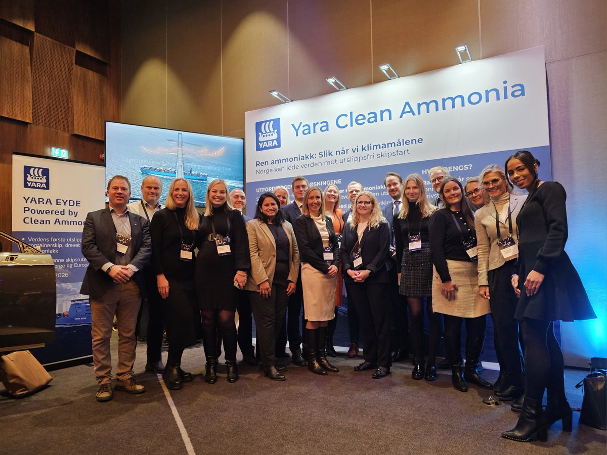 yara's tweet photo. At @zeronorge, we showcased concrete ways we're cutting emissions. 💨

🚢 Working w/ North Sea Container Line, we announced Yara Eyde - the world's first ammonia-powered container ship!

♻️ We also shared our agreement w/ @HoeghAutoliners on a future supply deal of clean ammonia. https://t.co/RnumX33gdh