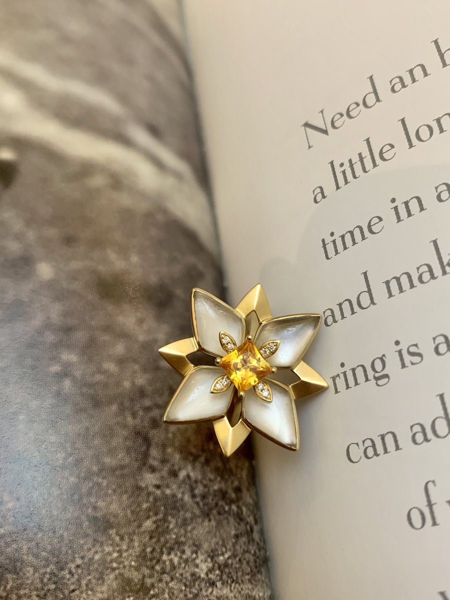 drosaxx's tweet image. 订的阿贝多戒指💍