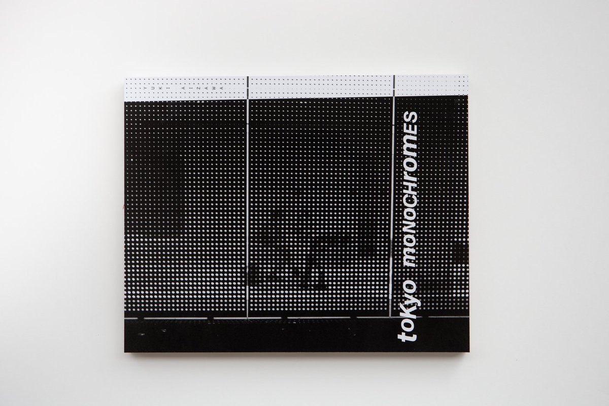 izwyuki's tweet photo. 9月に発表した新作の写真集『TOKYO MONOCHROMES」をオンラインストアにて取扱い始めました。
見ていただけたら嬉しいです。

https://t.co/t8DSItQPS5 https://t.co/nnkHTPZyWP