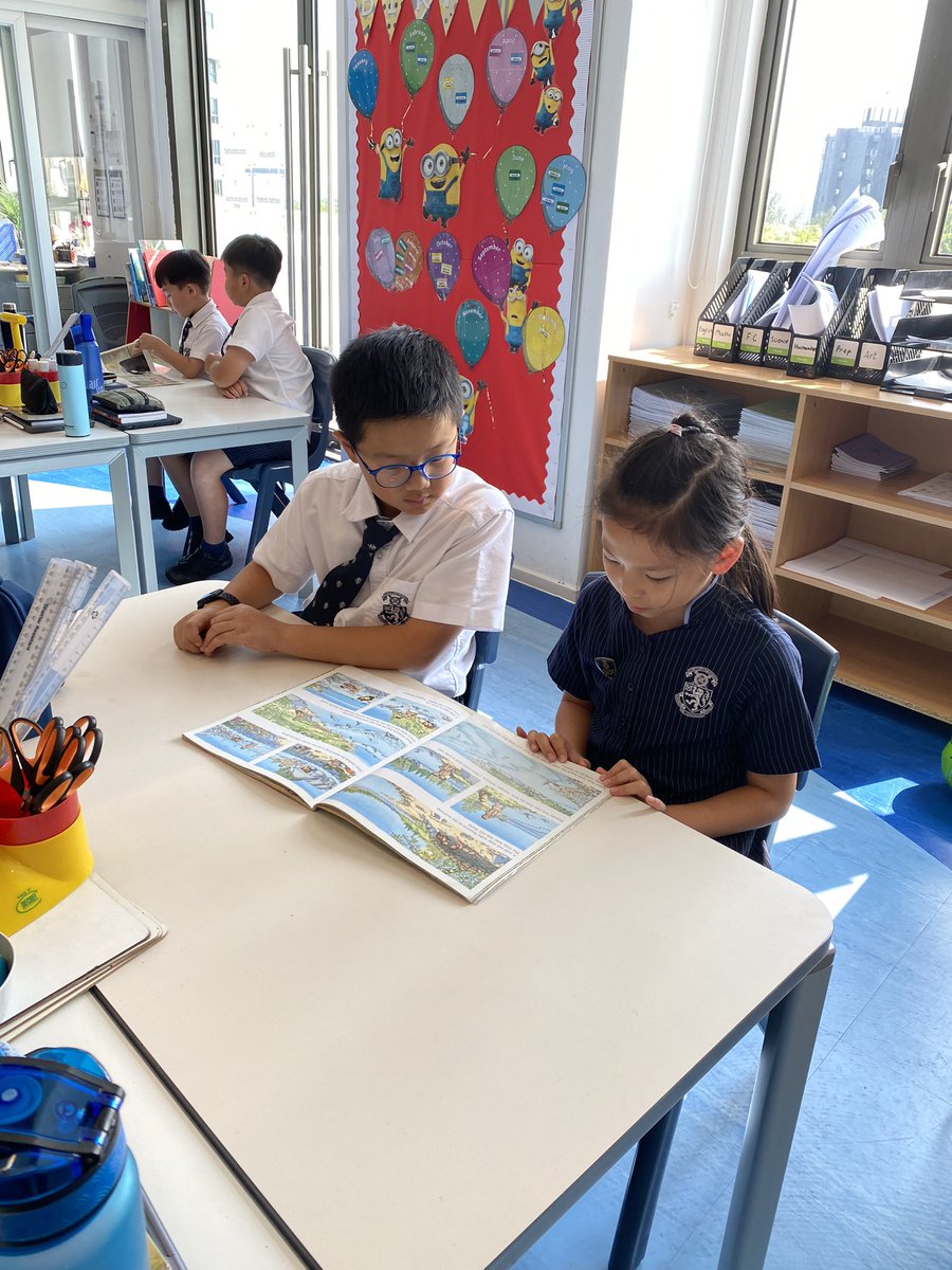 HarrowHKLS's tweet image. The pupils in 5Y acted as tiny teachers today to the pupils from 2Y in our Buddy Reading Programme.  

Collaboration in action! 

#buddyreading #HarrowHKYear5 #HarrowHKYear2 #fellowship