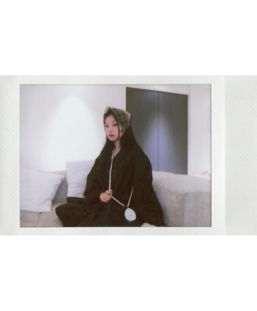 NEWSJENNlE's tweet image. 📸 231106 #JENNIE Instagram update (2)