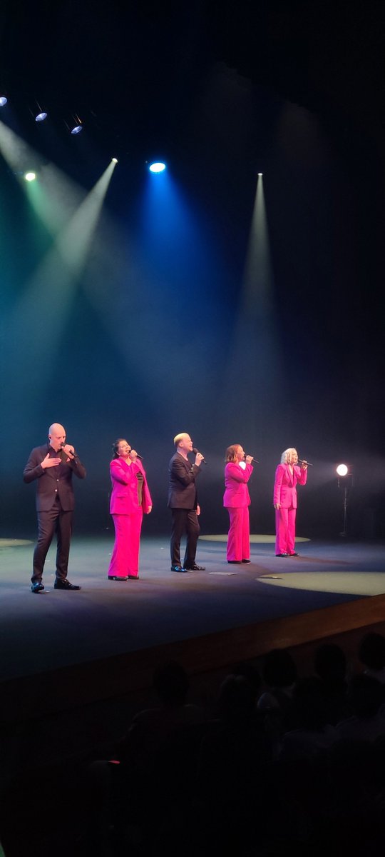 昨日、北九州で「ラヤトン　ジャパン・ツアー2023」の初日を迎えました🎉🎉

本日は福岡市での公演が開催されます✨　

ツアー日程はこちら👉min-on.or.jp/play/detail_21…   

<a href="/RajatonVocal/">Rajaton</a>  <a href="/FinEmbTokyo/">駐日フィンランド大使館</a> <a href="/harmony_fields/">ハーモニーフィールズ</a>