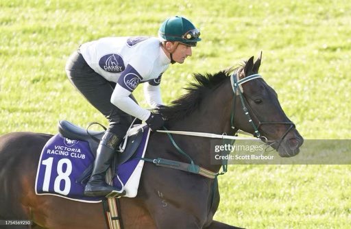 mcsmithracing's tweet image. It’s Melbourne Cup Eve 🏆

The finishing touches are complete, roll on 3pm tomorrow! 

Great to catch up with True Marvel’s owners and connections @Darby_Racing this afternoon along with “Aussie” @TomMarquand and Damien Oliver! 

#TrueMarvel
#TeamMCS