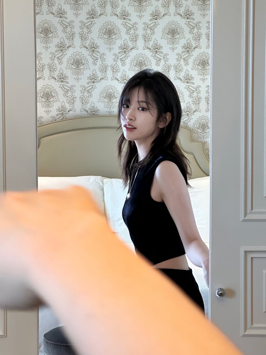 ayjpix's tweet image. [📸] #anyujin bubble update