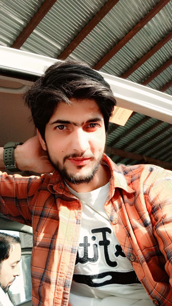 A simple click makes it hot.., image size:675x1200