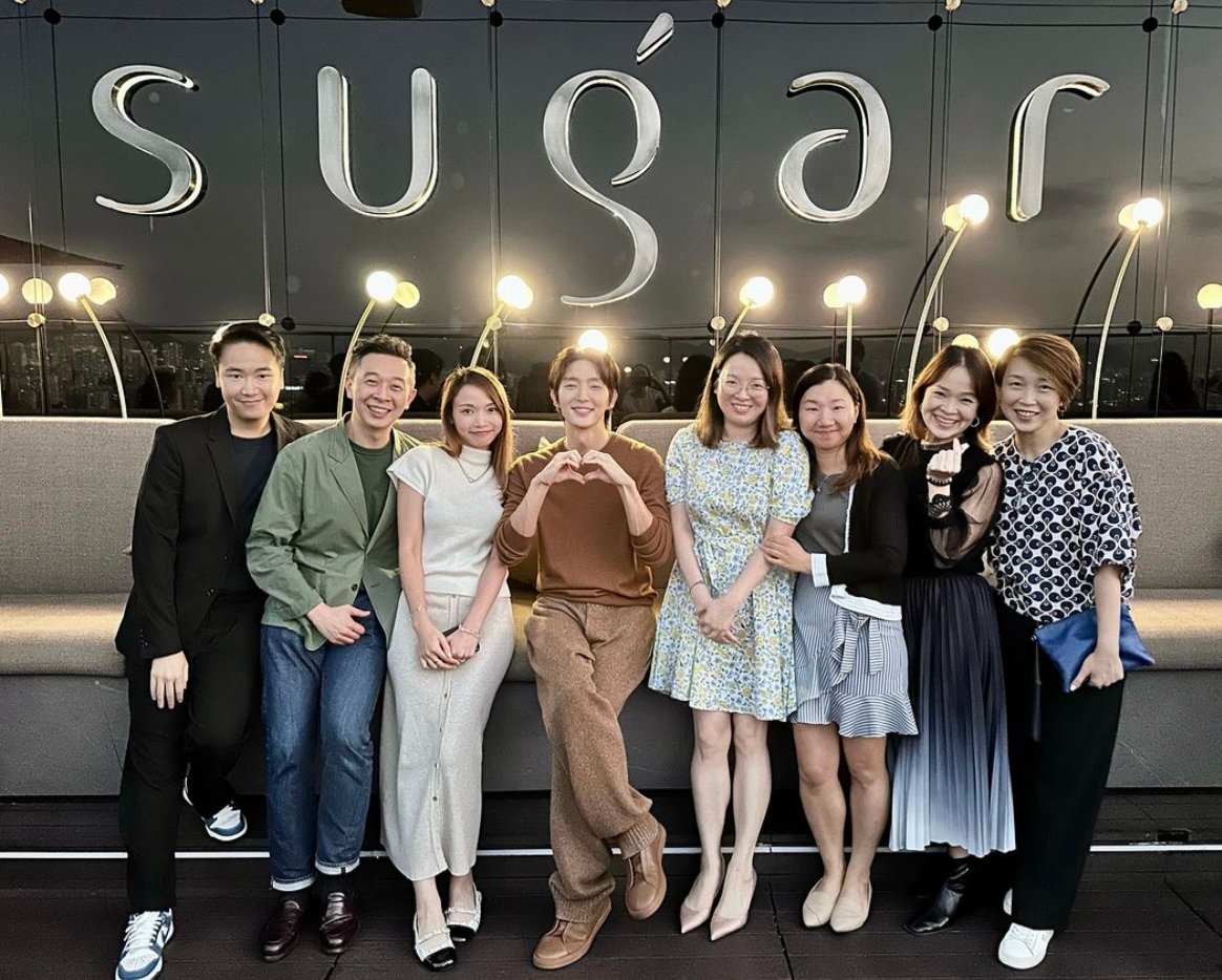 pamuhanapi's tweet photo. 💖🤗😄💞
easthk
💓Annyeonghaseyo!
We could not be more excited to welcome Mr. Lee Joongi at Sugar during his stay with us last week!
Thank you for choosing EAST Hong Kong as your home away from home in Hong Kong!
#atEAST #EASTHongKong
https://t.co/pX9L2AbZEC https://t.co/kh5Qtmf3Qh