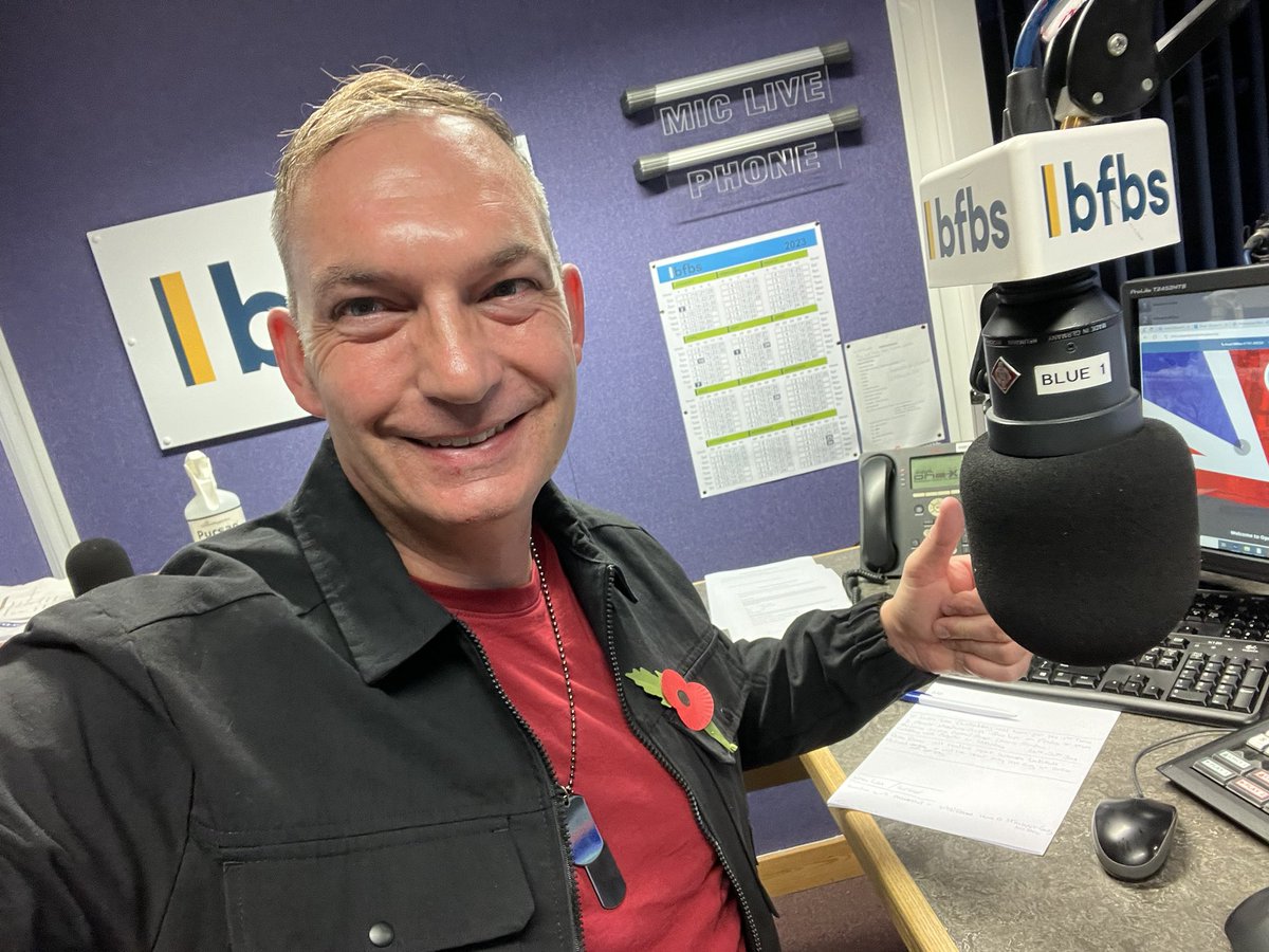 richwbfbs's tweet image. Good Morning Breakie Team it’s Monday. 

I kick 🦵 start the @BFBSAldershot Forces Breakfast Show at 6.30am

At 9.10am I chat to Stewart Sharman about @OpChristmasBox 

Have a top day!