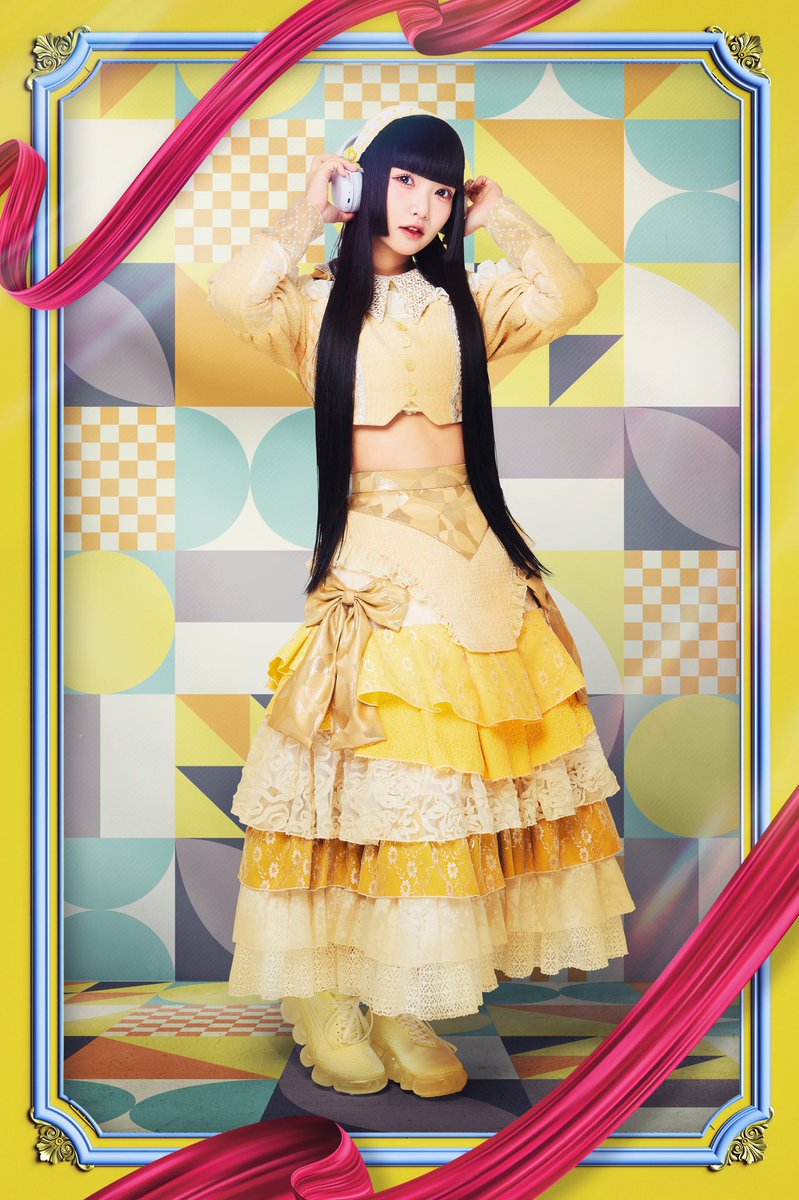 ❤︎ 新アー写になりました ❤︎ 改めましてMerry BAD TUNE.の黄色担当