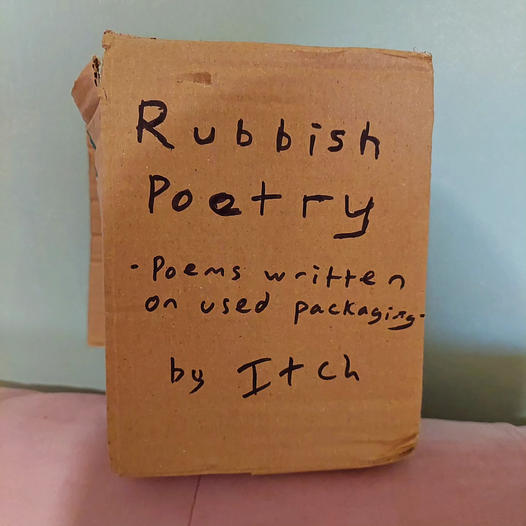 iTCH tweet media