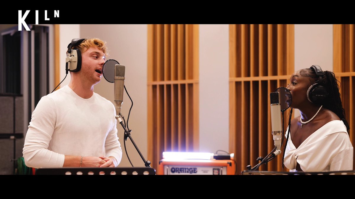 Two Strangers (Carry a Cake Across New York) opens this week 😲 To celebrate, here's the third and final studio recording video - 'If I Believed' featuring @samtutty and @dujonnagift. Who's joining us for the first performance this Thursday? youtu.be/5BAvqQDp1TU