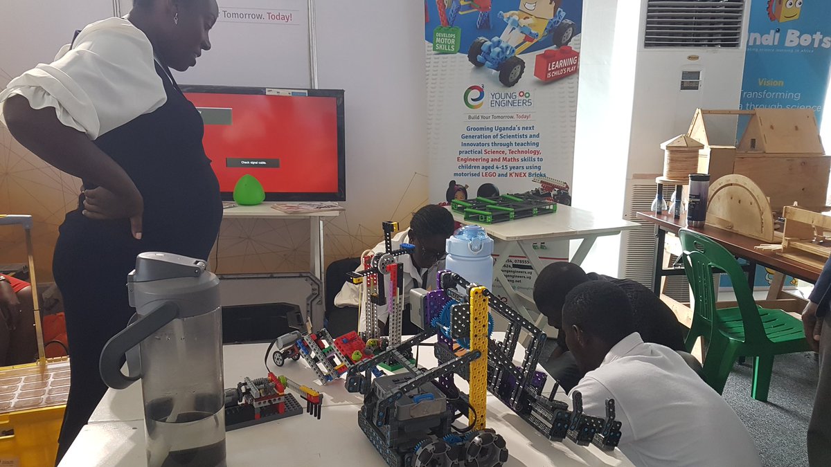 YoungEngneersUG's tweet photo. 🌟 Diving into the world of wonders at the National Science Week!
From dazzling experiments to mind-bending discoveries, these STEM exhibitors are crafting the future right before your eyes✨
Don't miss out on the magic of science in action! 🔭 #STEMShowcase #ScienceInMotion https://t.co/SOQV7CYBGO