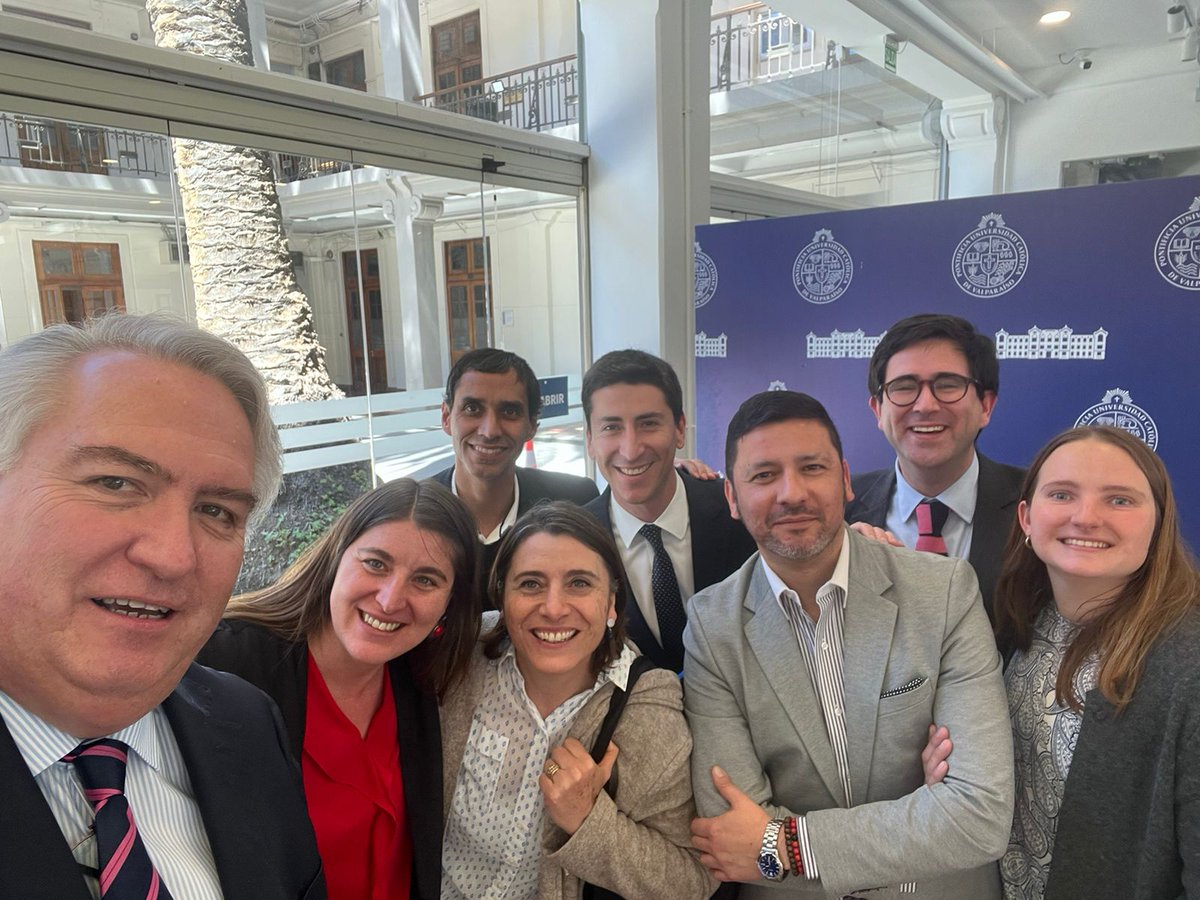 Viernes, participando en las LII Jornadas chilenas de Derecho Público en <a href="/DerechoPUCV/">Derecho PUCV</a>