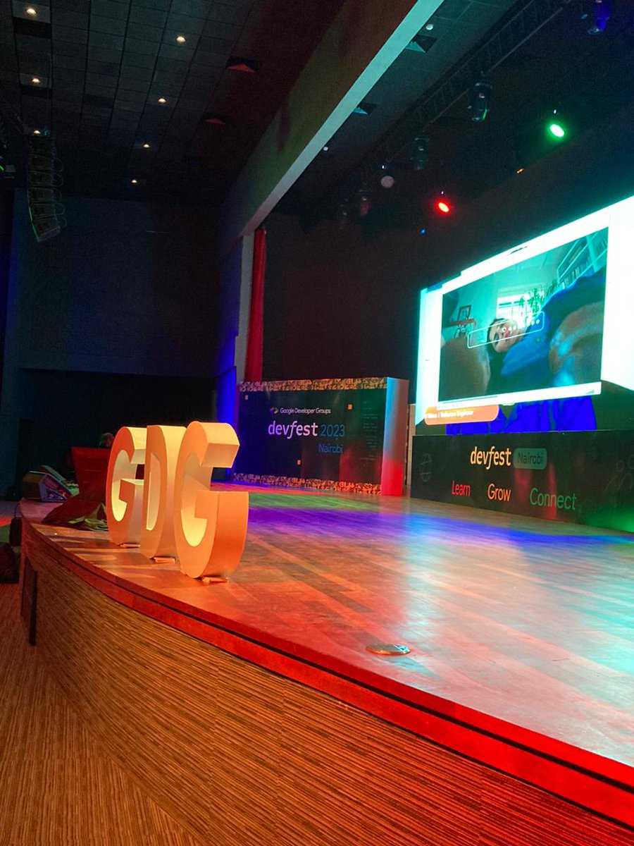 kj_sandyy's tweet photo. Thrilled to have been a part of the #DevFest2023 organising crew. I had the opportunity to learn,grow and network.
#DevFestNairobi #DevFestNairobi2023 #Wakanda #AfricanIntelligence @GDG_Nairobi https://t.co/FWdFEG6gGW