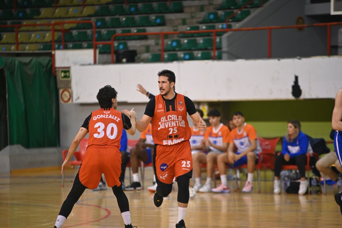 Club Juventud Alcalá (@cjuventudalcala) on Twitter photo Compañerismo 🫱🫲
#CiudadHistorica
📸 <a href="/respinosak6/">Ricardo Espinosa</a> y <a href="/EquipoDeporte/">Equipo Deporte | Cobertura en eventos deportivos</a> Compañerismo 🫱🫲
#CiudadHistorica
📸 <a href="/respinosak6/">Ricardo Espinosa</a> y <a href="/EquipoDeporte/">Equipo Deporte | Cobertura en eventos deportivos</a>