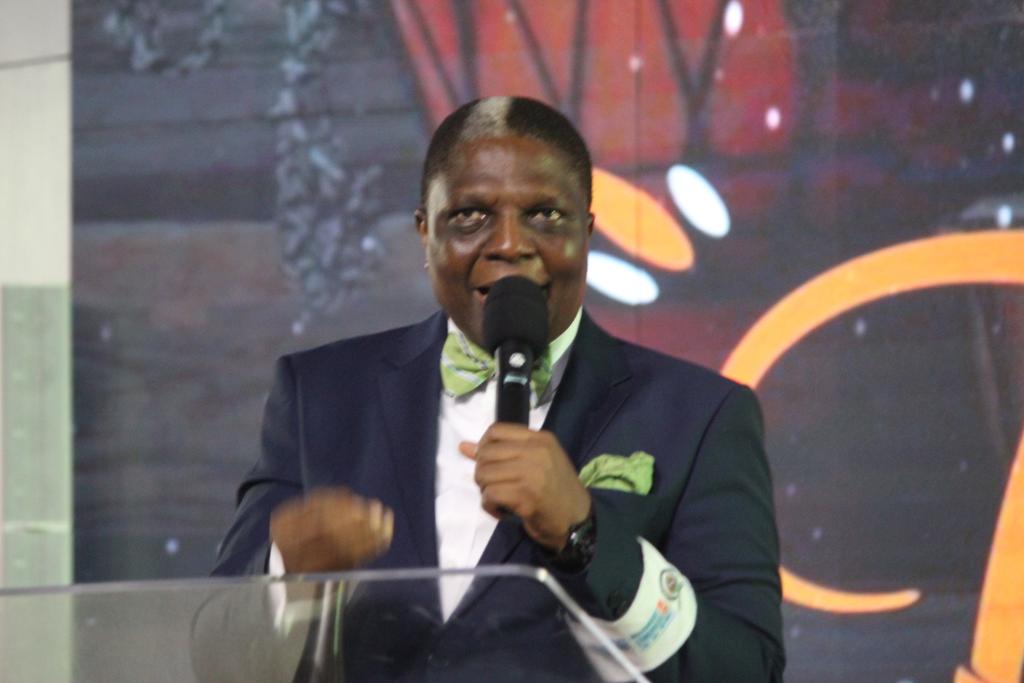 resurrec_youths's tweet photo. Pictures of November Thanksgiving Sunday
We holds two services every Sunday 8am &10am
With Pastor Charles Kpandei (PICR)
Rccg Resurrection Parish
1 Resurrection drive, Jakande first gate Lekki
#rccgworldwide #RCCG #rccgresurrectparish #rccgr11hq #propheticsunday https://t.co/U4vEoz0y3W