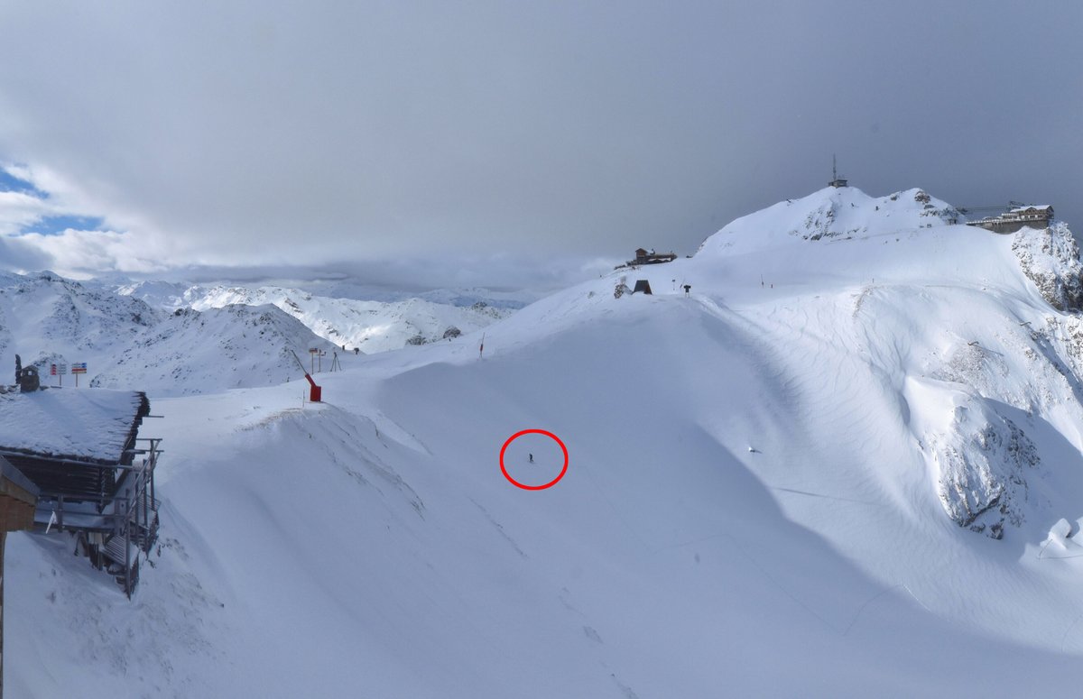 #LaTania Blog/Snow/News:
FIRST TRACKS! Skiers Spotted On Saulire...

latania.co.uk/blog/2023/11/0…