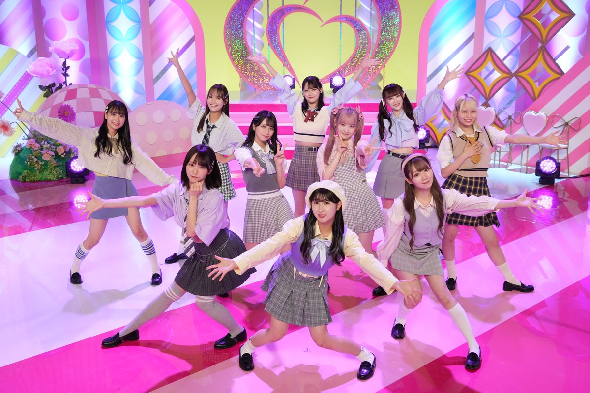 fujiequallove's tweet photo. キミは=LOVEを愛せるか!!! #31
明日11/7（火）26:55～27:25 フジテレビ（関東ローカル）放送！
#シソンヌ との人気企画「無敵カワイイパソコン教室」再び！
カップリング曲「ヒロインズ」をフルコーラスパフォーマンスでテレビ初披露！
#イコラブ愛
#イコラブ #シソンヌ
https://t.co/42ViAqpvX1 https://t.co/Upssf5cygj