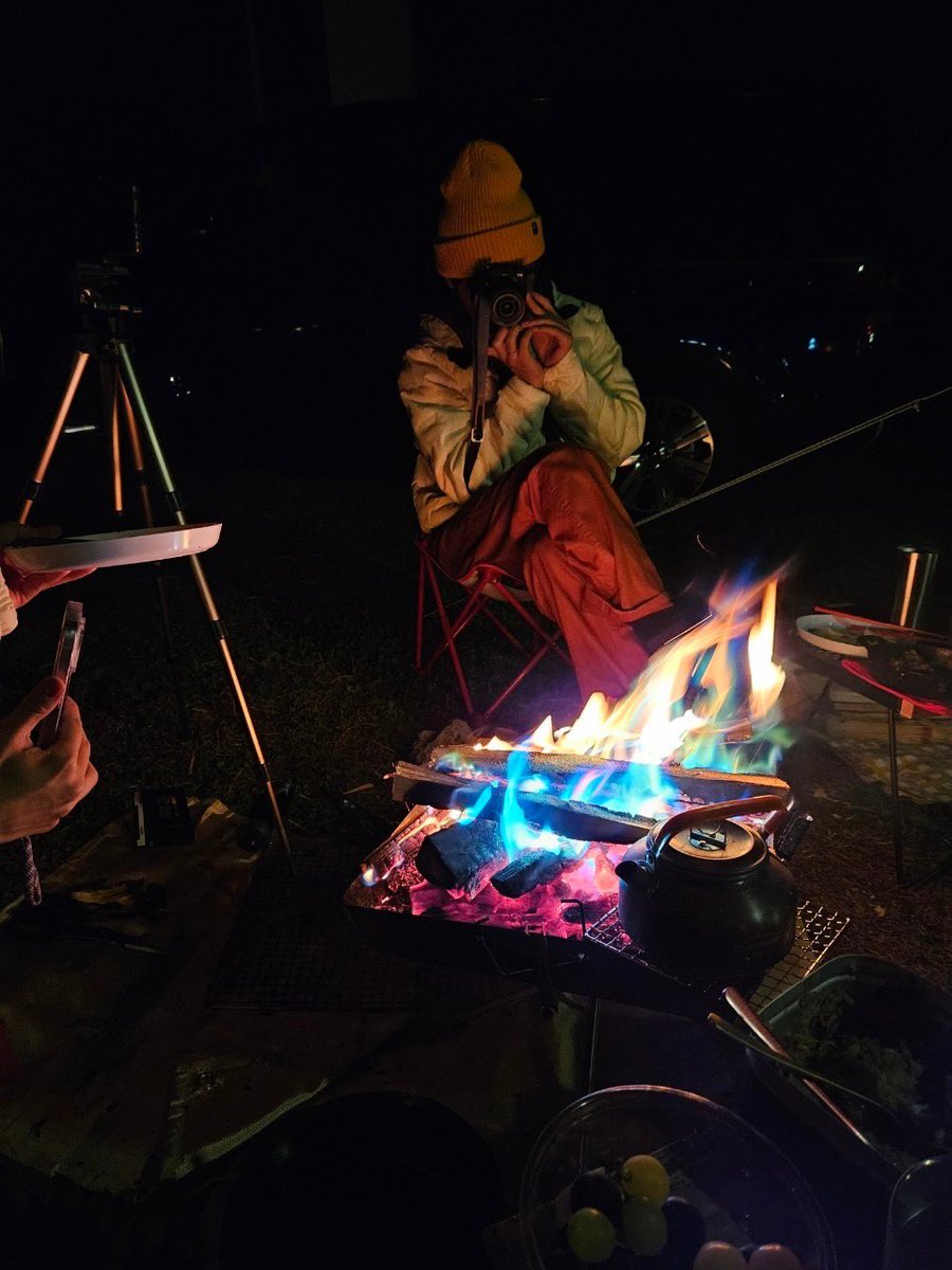 大人になって初めてのキャンプ🏕️
とっても良いデジデトになりましたっ！

iPhone新しくしたら、星が結構撮れたことに驚きを隠せない(カメラいらんやん、、笑)

#キャンプ #キャンプ好きと繋がりたい