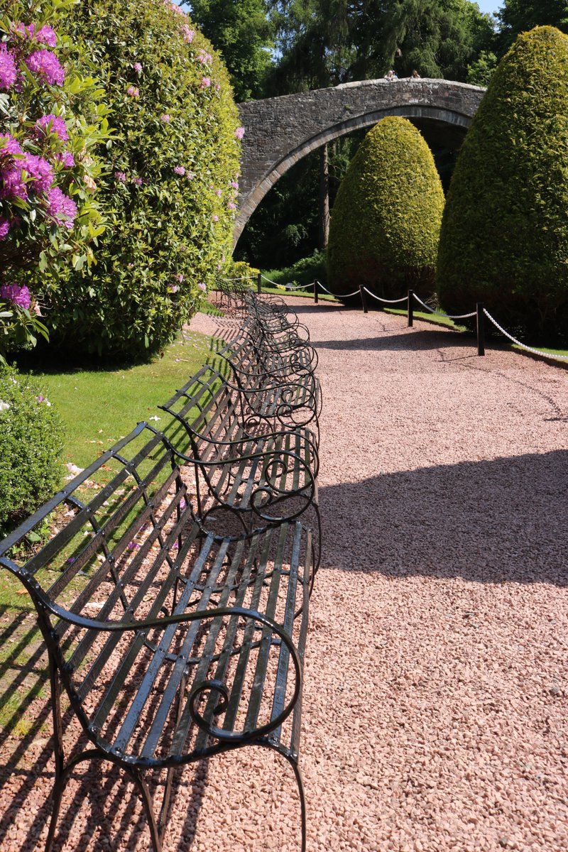 #AllMetalMonday seating in the gardens of the Brig O Doon Hotel Ayrshire 💙🏴󠁧󠁢󠁳󠁣󠁴󠁿