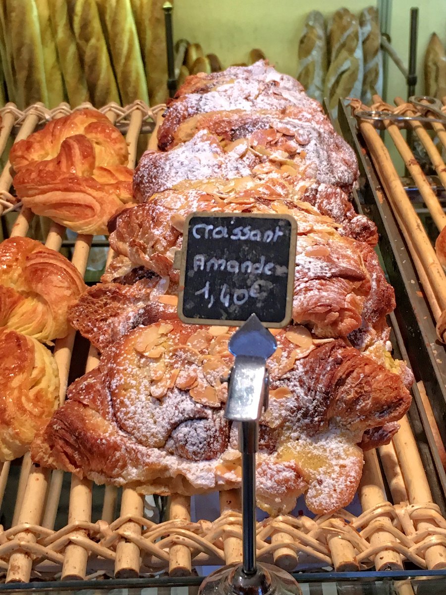 Daily #photoftheday from #France - breakfast in the boulangerie - croissants filled with almond paste 😋
#thegoodlifefrance