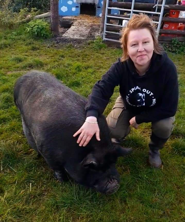 fars_sanctuary's tweet photo. "Animals belong in our hearts NOT our stomachs....Find your hearts ppl" Well said Shannon, attendee of our Halloween 🎃👻 #FARSOpenDay, who loves our animals, &amp; is super-supportive of our work &amp; our team 🤗 Here are 2 of her pics, which she's kindly letting us share 🙏🐏🐗🏡🌱🥰 https://t.co/O9auOu1W3B