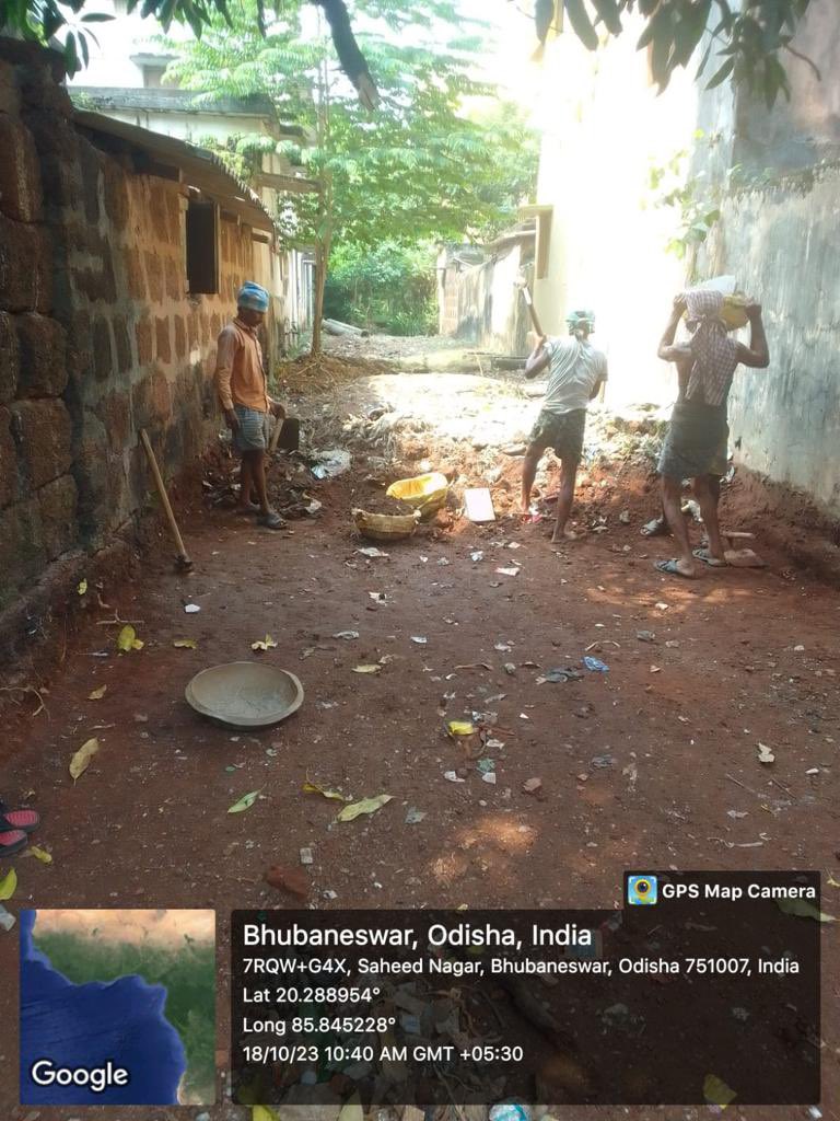BSCL_BBSR's tweet image. Conservancy lane improvement projects are currently underway at various locations across the city. Let's look forward to cleaner and more accessible neighborhoods. #CityImprovement #ProgressInProgress
#BhubaneswarFirst