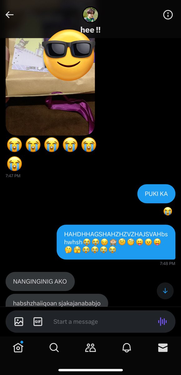 kuronkumimi's tweet photo. ANTE KA INIIWASAN KO NA NGA MA TYPE YUNG MGA GANYAN SA MGA NAKAKAUSAP KO HERE LIKE SA IRL BFFS KO LANG KASE #BUSTUS TAS NAPAAKDNWHSBSBAJZBA
@143h33 IKAW NA MAG POST #SUSUGURINKITASAOFFIXMUE https://t.co/PQxhr9GECV
