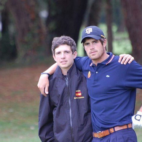 🇪🇸🤝 2024 DP World Tour card clinched for Manuel, who will join his older brother Nacho on Tour next season. 📸 via @Manolinelvira96