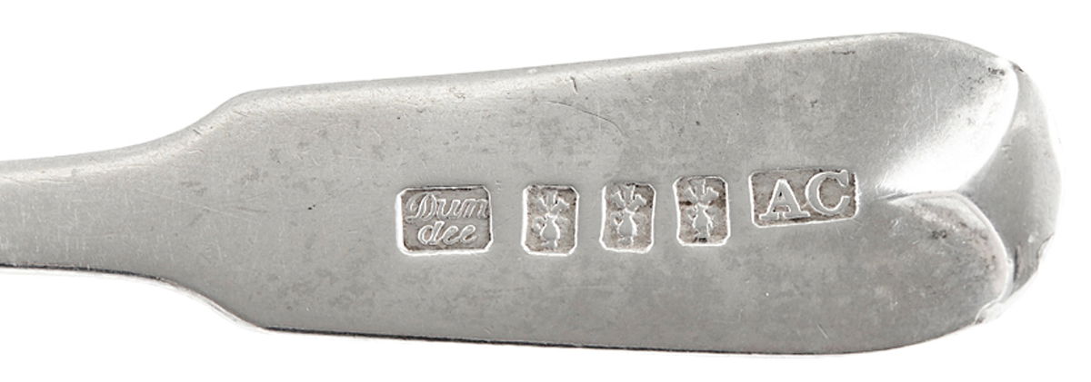 BuyerAntique's tweet photo. How to check purity of silver?

To check the purity of silver, you can use a silver testing kit, perform a magnet test, conduct a nitric acid test, or seek professional assistance from a reputable jeweler or assayer. https://t.co/l6M6ipCMt6

#silverpurity #silvertesting https://t.co/y0jXWsopjD