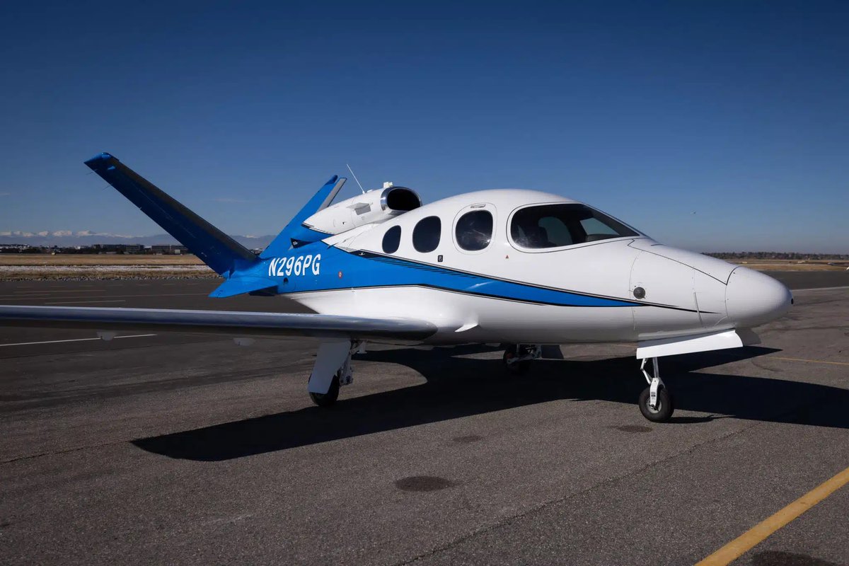 avpayltd's tweet photo. 🚨NEW LISTING🚨

2021 Cirrus SF50 G2+ Elite Vision Jet by Lone Mountain Aircraft

https://t.co/JFSg0nY6GF

#HomeOfAircraft #AvPay #aircraftforsale #aircraftsales #pilot #aviationlovers #aircraftlover #flying #aviationindustry #aviationdaily #aviation #aircraft #cirrusvisionjet https://t.co/O1Tk3w300z