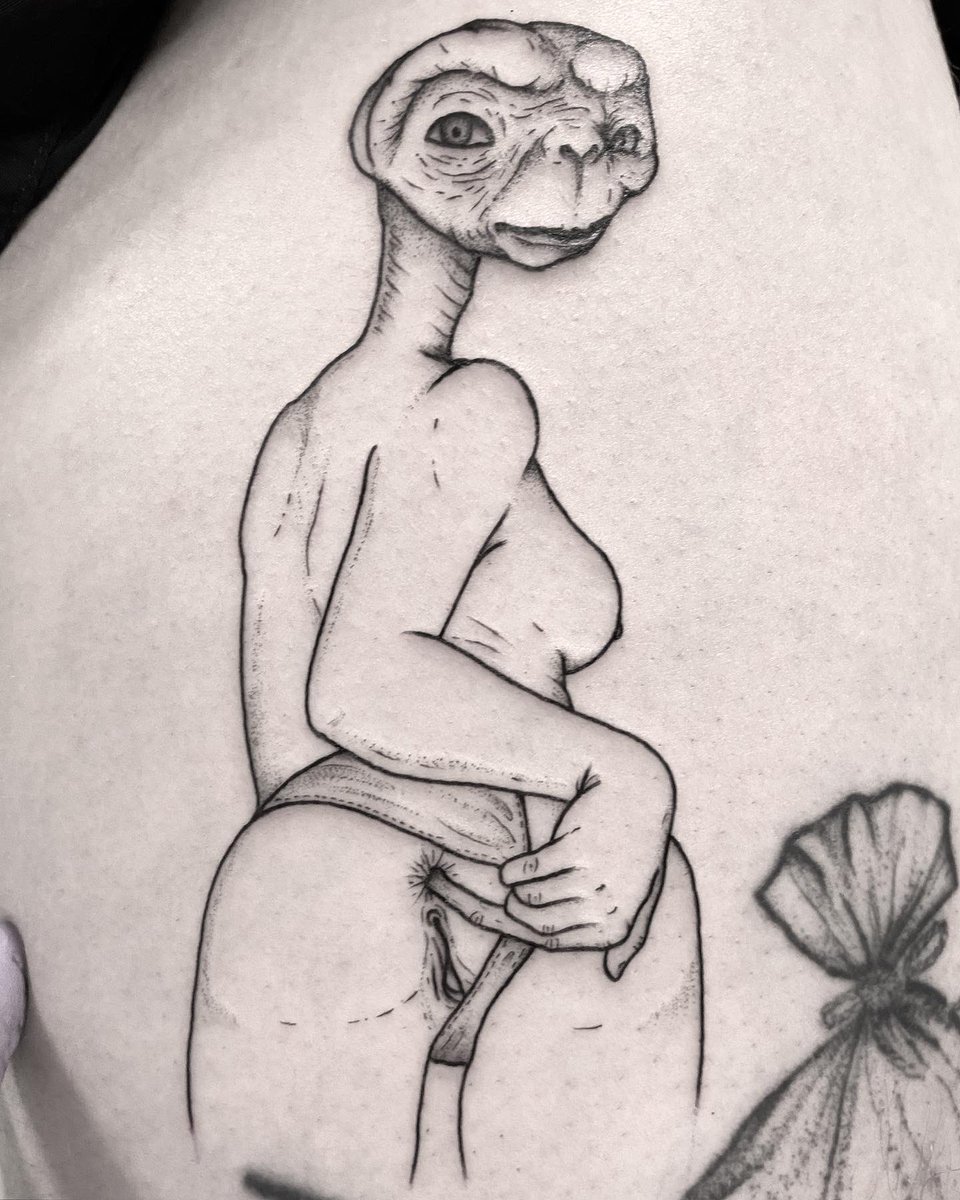 pokeeeeeeeoh's tweet photo. Some asswipe is going viral pretending that he has this tattoo. Please like and share so I can get credit for this absolute fucking opus. 😅 https://t.co/t8PRWQQwf1
