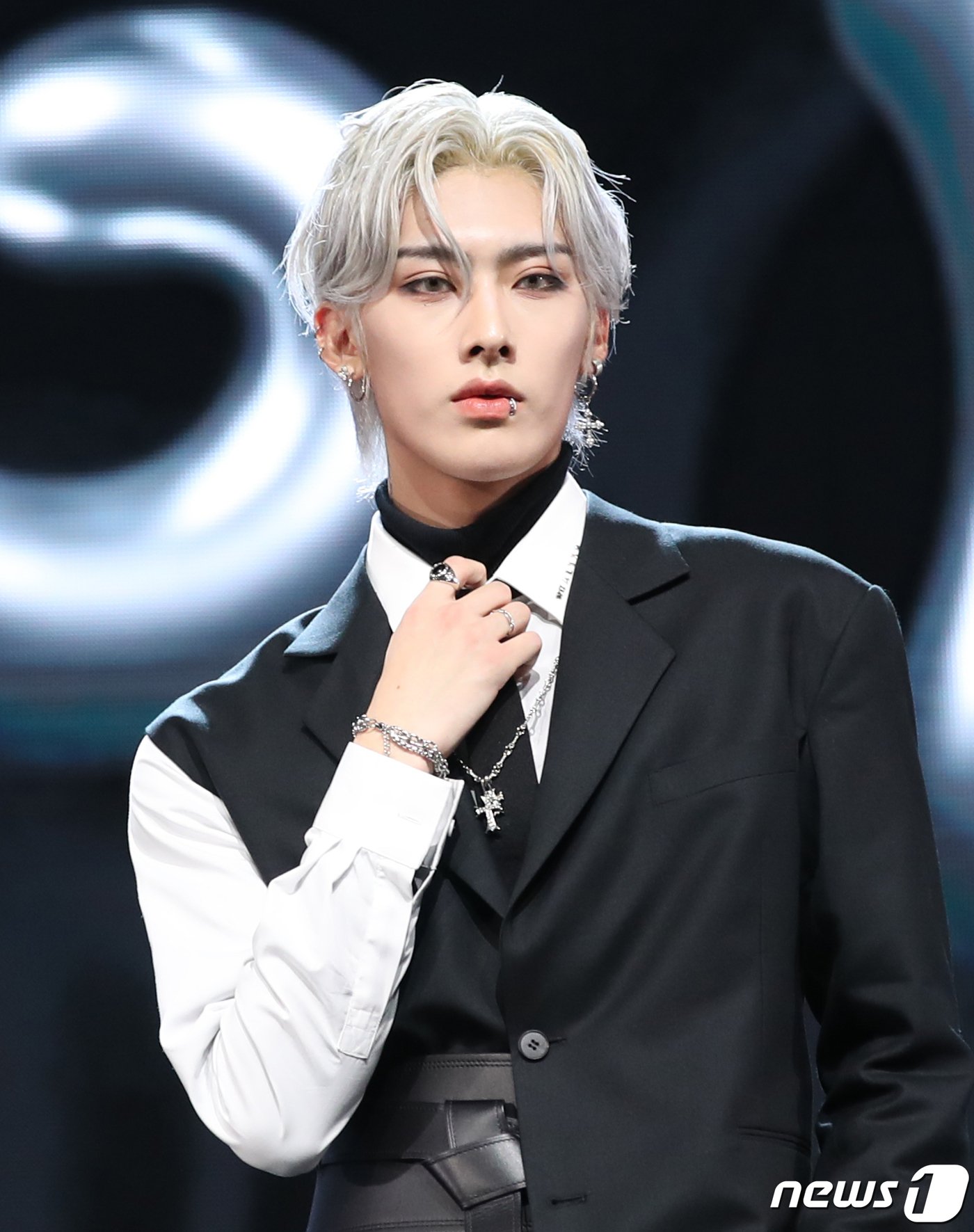 ZEROBASEONE Japan 1st EP 『PREZENT』 Concept Photo 1 #RICKY