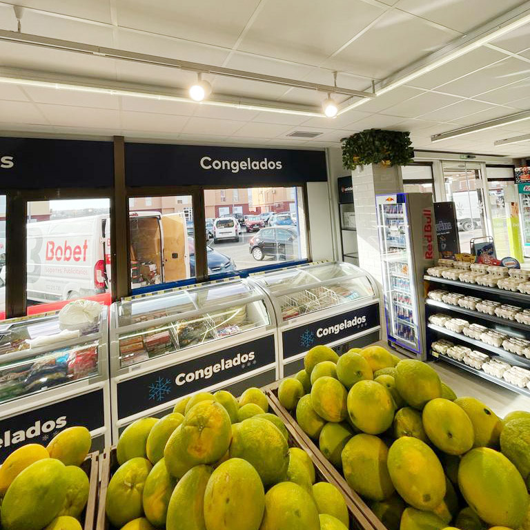 bobetcanarias's tweet photo. Los supermercados Unide han contado con Bobet Canarias para vestir de sus colores los supermercados de las 8 islas canarias. Gracias a la sinergia de nuestros profesionales de diseño, impresión, fabricación e instalación abordamos todo el proceso en una misma empresa. https://t.co/kCFZV1NPC1