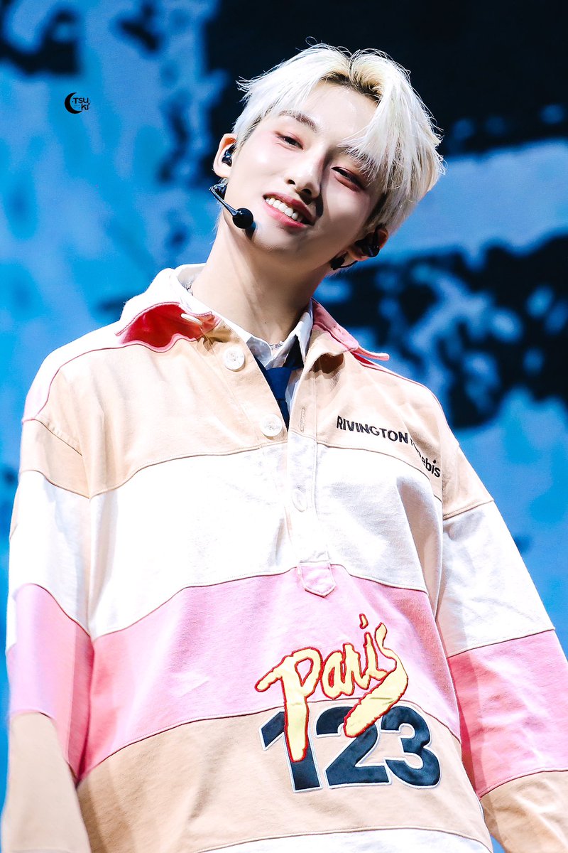 Tsuki_winwin's tweet photo. 231101 On My Youth Showcase in 成都

#董思成 #윈윈 #DongSicheng 
#WINWIN  #ウィンウィン
 #WayV #威神V https://t.co/AY6Jee3u6y