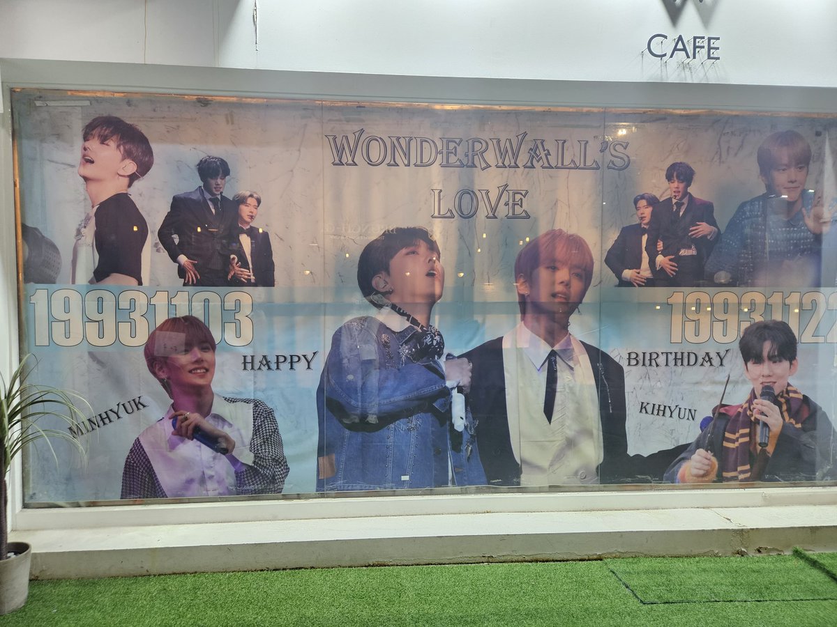njji20184727's tweet photo. 🎈홍대 W카페
합동생카라 꼭 가보고싶었던 곳이었다!!
아쉽게 럭드는 마감이었지만 특전은 받을수있었던!!
여기는 사진이 많아서 진짜 이뻤는데ㅠㅠㅠㅠㅠㅠ
구경하느라 시간가는줄 몰랐던 곳..
#내게_사랑을알려준_네게_정말고마워
#하얀눈이_오면_넌_날_따듯하게_녹여 https://t.co/5CorJBt7CZ