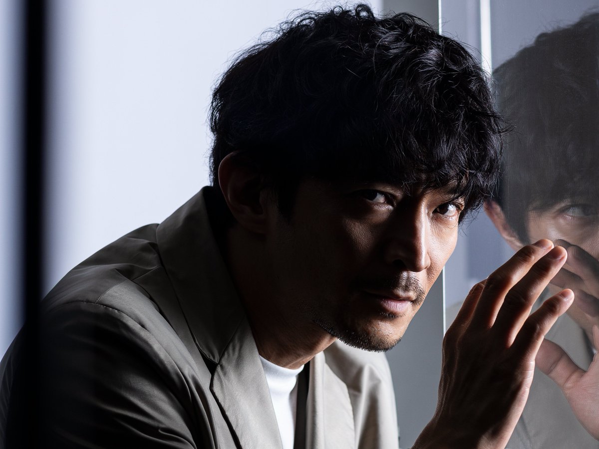 realsound_m's tweet photo. ＼『#北極百貨店のコンシェルジュさん』#津田健次郎 さんのサイン入りチェキを1名様にプレゼント！／

＜応募方法＞
①@realsound_m をフォロー
②このポストをリポスト

応募締切：11/19（日）23:59

👇インタビューはこちら
https://t.co/jNm4Ph9kkM
📷Instagramも
https://t.co/KV14E4nwfo