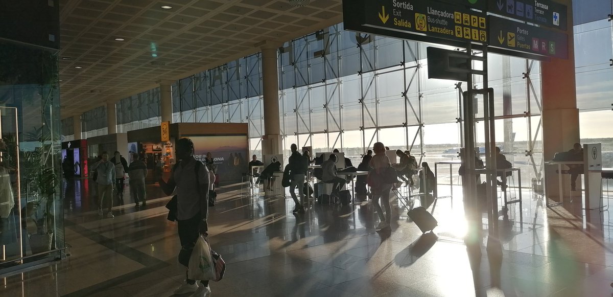 BiigLord's tweet image. Bye Barcelona. #TechRepublic was fun. Wish I could travel more often, weekend well spent.

Still riding the high of being one of the best Mii Gunners in the world, hope I proved it this tournament. Just gotta keep grinding and hope Nintendo doesn&apos;t screw us over in the future...