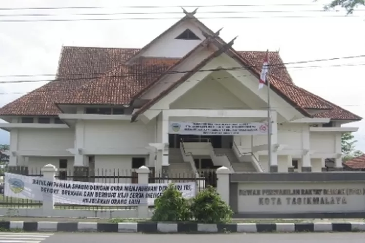 TMI Hari ini tweet media