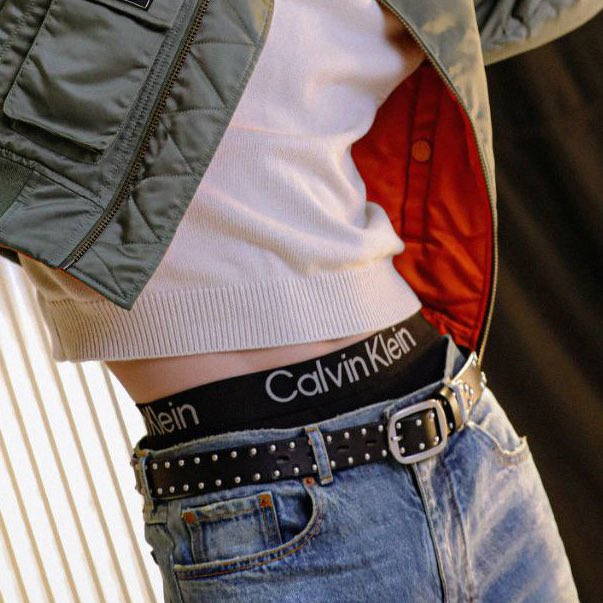 кельвин кляйн были чертовски правы, когда сделали его амбассадором.